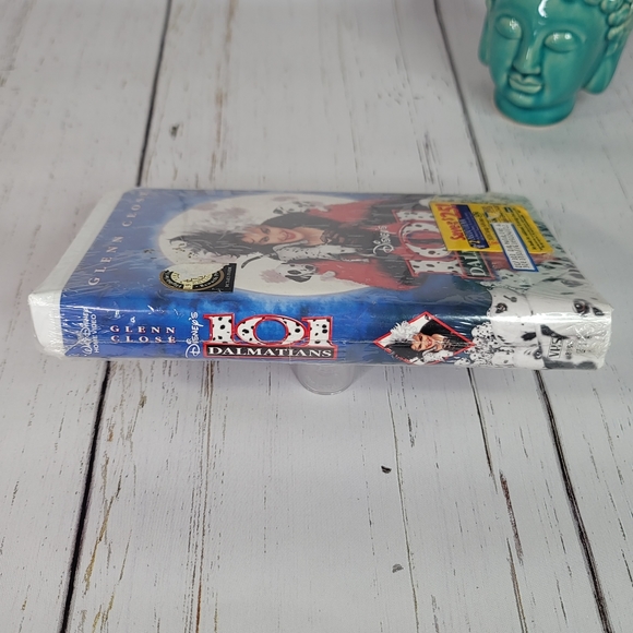 101 Dalmations Factory Sealed VHS - Picture 4 of 8